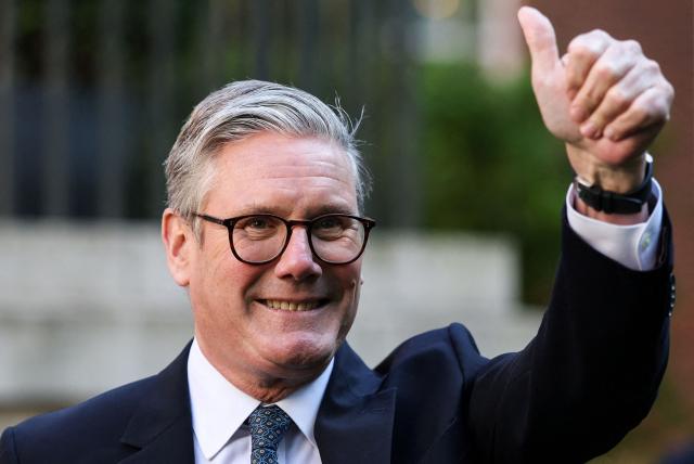 (FILES) Britain's Prime Minister Keir Starmer gestures during a reception in Downing Street, central London on May 19, 2025 following the UK-EU Summit earlier in the day. Britain's former prime minister Keir Starmer, who stepped down as leader this summer after a tumultuous two years in power, announced Monday, September 1, he would quit parliament to focus on "international affairs". (Photo by Hannah McKay / POOL / AFP)