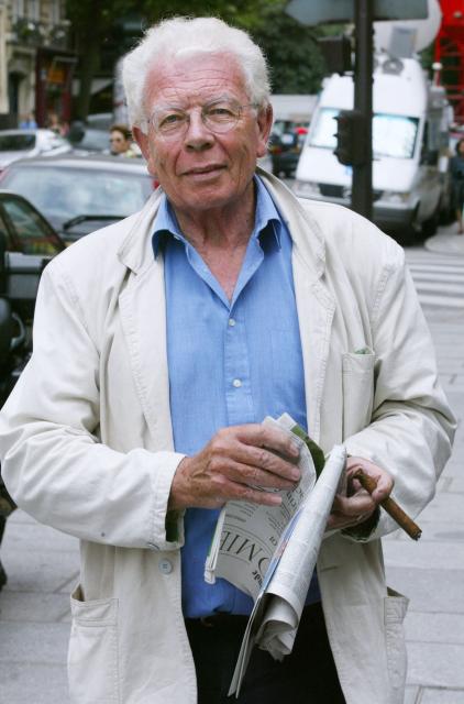 (FILES) Former French Minister for Cooperation and Development Charles Josselin walk along Rue de Solferino in Paris on June 18, 2002. Charles Josselin, a former minister in Lionel Jospin's government and a historic figure of the Socialist Party (PS) in Brittany, has died, PS First Secretary Olivier Faure announced on X on September 1, 2026. (Photo by Jack GUEZ / AFP)