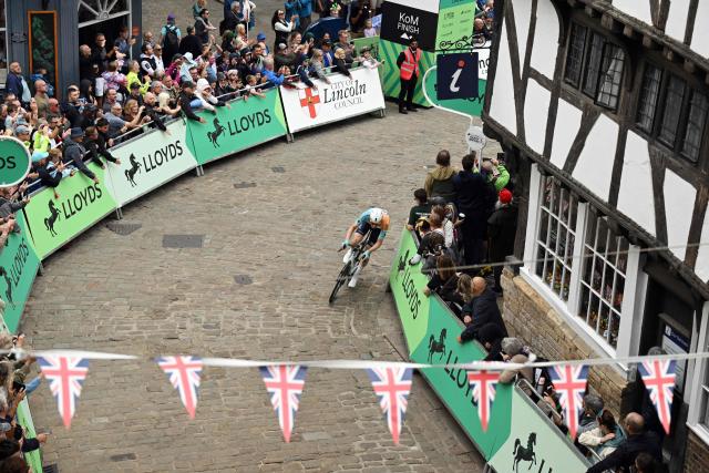 Eventual winner NSN Cyling Team's British rider Lewis Askey takes part in the first stage of the Tour of Britain cycle race in Lincoln, eastern England on September 2, 2026. (Photo by Oli SCARFF / AFP)