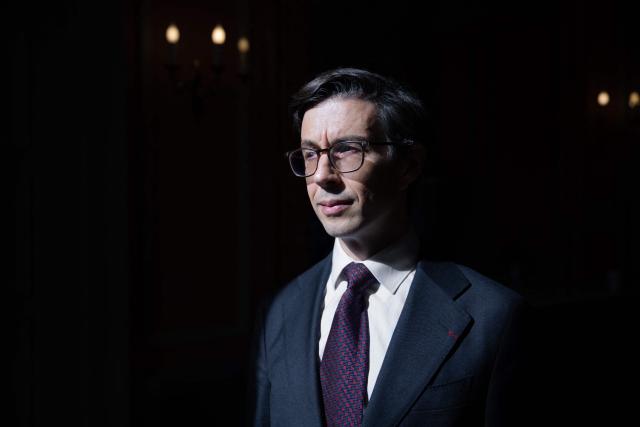 Director of Sciences Po Paris Luis Vassy poses for a portrait session at the Sciences Po campus in Paris on September 2, 2026. Sciences Po Paris is "not a place" to organize "campaign meetings," its director Luis Vassy insisted on September 2, 2026, a few months from the presidential election, considering that one can "debate a substantive topic" provided there is "discussion" or even "contradiction". (Photo by Simon WOHLFAHRT / AFP)