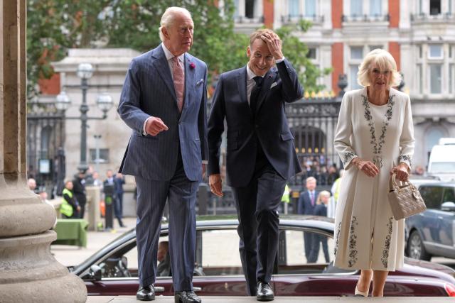 Britain's King Charles III (L) and Britain's Queen Camilla (R) arrive with France's President Emmanuel Macron (C) to attend a preview event for the Bayeux Tapestry Exhibition at the British Museum in London on September 2, 2026. (Photo by Thomas Krych / POOL / AFP)