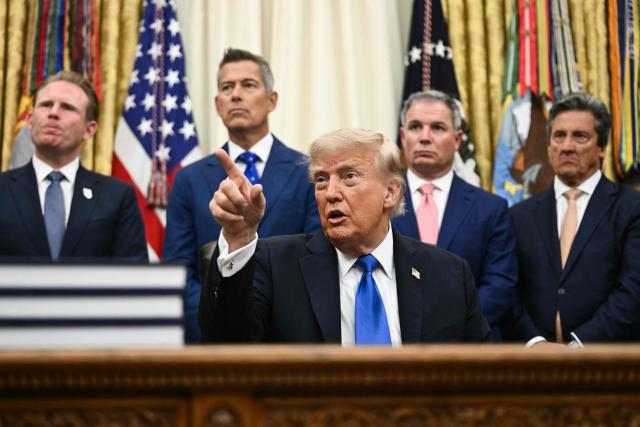 US President Donald Trump speaks during a meeting with travel industry executives in the Oval Office of the White House in Washington, DC, on September 2, 2026. (Photo by Brendan SMIALOWSKI / AFP)