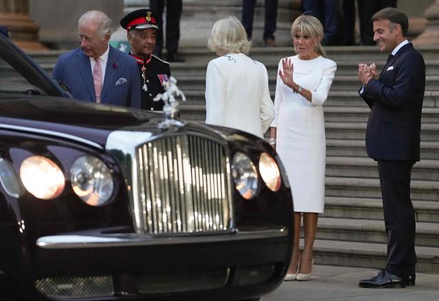 France's President Emmanuel Macron and his wife Brigitte Macron bid farewell to Britain's King Charles III and camilla after they attended the British Museum in London on September 2, 2026, for a preview event for the Bayeux Tapestry Exhibition. (Photo by CARLOS JASSO / AFP)