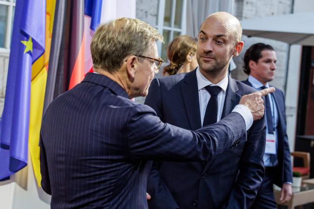 German Foreign Minister Johann Wadephul (L) and French Foreign Minister Jean-Noel Barrot chatas they meet in Weimar on September 2, 2026, for talks within the Weimar Triangle format. The Weimar Triangle foreign ministers' meeting marks the forum's 35th anniversary this year. (Photo by Jens SCHLUETER / AFP)