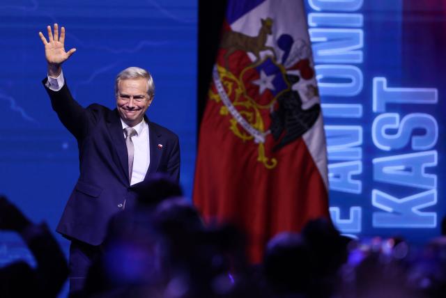 Chile's President Jose Antonio Kast waves to supporters during the Madrid Forum, a meeting of Latin American right-wing leaders, in Santiago on September 3, 2026. (Photo by Javier TORRES / AFP)