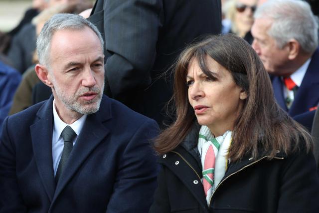 (FILES) mayor of Paris Emmanuel Gregoire (L) and former mayor of Paris Anne Hidalgo arrve at a national tribute to former French Prime Minister Lionel Jospin at the Hotel des Invalides in Paris on March 26, 2026. More than fifteen families who have reported violence and sexual abuse against their children during after-school care announced on September 4, 2026, that they were filing a complaint against the City of Paris and its Socialist mayor, Emmanuel Gregoire, as well as his predecessor, Anne Hidalgo. United under the MeTooEcole association, these families – whose children attend various schools across the capital – are calling on the courts to investigate what the local authorities knew about the failings in after-school care, and their alleged failure to take action to remedy them. (Photo by Ludovic MARIN / AFP)