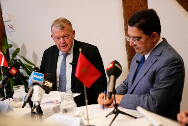 Denmarks Foreign Minister Lars Loekke Rasmussen and Morocco's Foreign Minister Nasser Bourita attend a press conference after a meeting in Copenhagen, Denmark, on September 4, 2026 as foreign ministers meet to discuss migration following the situation in, among other places, Ceuta. (Photo by Thomas Traasdahl / Ritzau Scanpix / AFP) / Denmark OUT