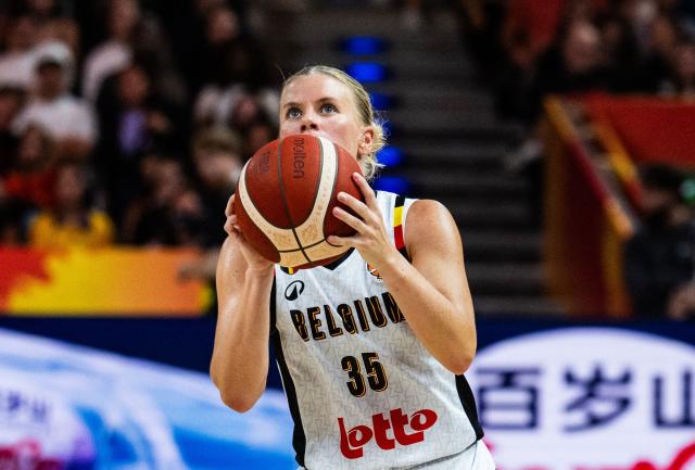 Belgium's guard #35 Julie Vanloo tries to score during the 2026 FIBA Women's Basketball World Cup Group C match between Belgium and Turkey at the Max-Schmeling-Halle in Berlin on September 4, 2026. (Photo by John MACDOUGALL / AFP)