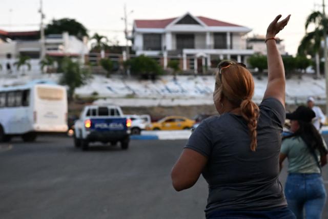 Relatives of detained fishermen react after they were taken from the port of Manta to the Community Surveillance Unit (UVC) by National Police officers in Manta, Ecuador, on September 4, 2026. The US military said on September 4 that it had blown up another boat allegedly linked to Ecuadoran drug gangs, bringing to three the number of vessels it has sunk in the area in the past week. (Photo by ARIEL OCHOA / AFP)