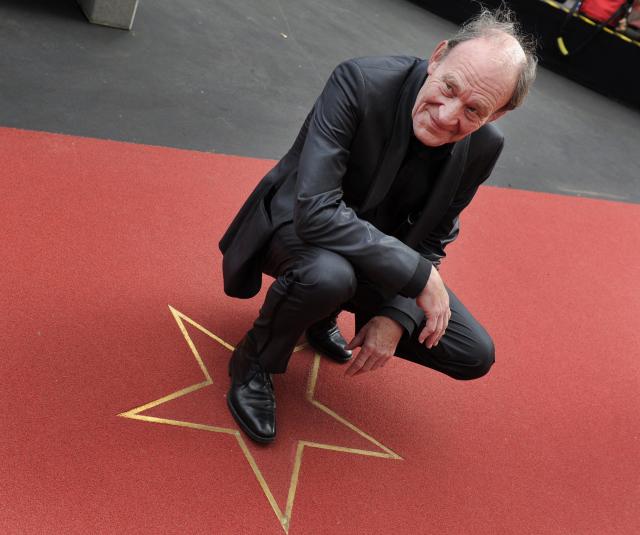 (FILES) German actor Michael Mendl poses on the red carpet during the opening of the "Boulevard der Stars" (Boulevard of the Stars) in Berlin, September 10, 2010. Mendl died at the age of 82, his agent announced on September 5, 2026. (Photo by Odd ANDERSEN / AFP)