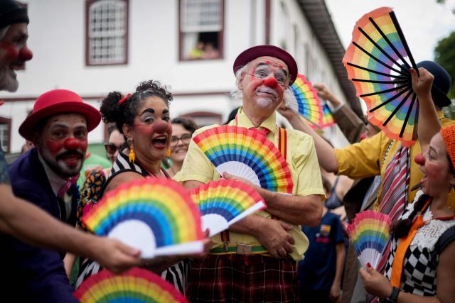 Artists take part in the International Clown Gathering, which brings together artists and circus art enthusiasts in Mariana, in the state of Minas Gerais, Brazil, on September 5, 2026. (Photo by Douglas MAGNO / AFP)