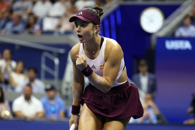 USA's Iva Jovic reacts after a point during her women's singles third round tennis match against Philippines' Alexandra Eala on day seven of the US Open tennis tournament at the USTA Billie Jean King National Tennis Center in New York City on September 5, 2026. (Photo by Leonardo MUNOZ / AFP)