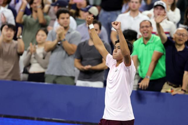 USA's Learner Tien celebrates defeating Czech Republic's Jakub Mensik during their men's singles third round tennis match on day seven of the US Open tennis tournament at the USTA Billie Jean King National Tennis Center in New York in the early hours of September 6, 2026, (Photo by KENA BETANCUR / AFP)