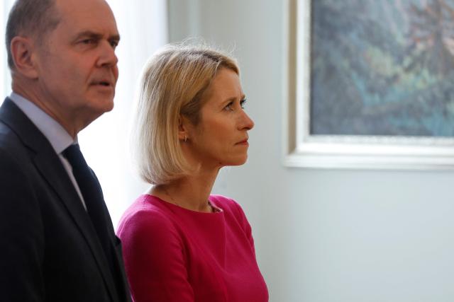 European Commission Vice-President Kaja Kallas (R) looks up during her visit in Vilnius, Lithuania, on September 7, 2026. (Photo by Petras Malukas / AFP)