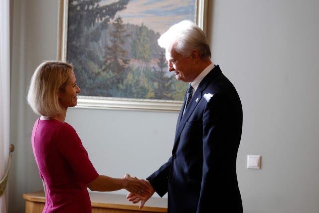 European Commission Vice-President Kaja Kallas (L) and Lithuania's President Gitanas Nauseda shake hands during her visit in Vilnius, Lithuania, on September 7, 2026. (Photo by Petras Malukas / AFP)