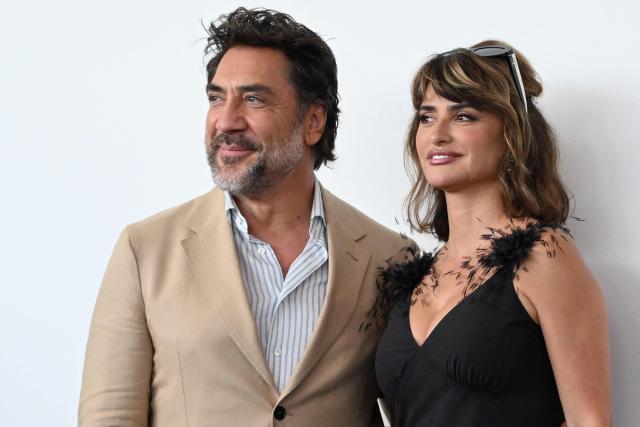 Spanish actress Penelope Cruz and Spanish actor Javier Bardem attend the photocall of "Bunker" presented in competition at the 83rd International Venice Film Festival, at Venice Lido on September 8, 2026. (Photo by Tiziana FABI / AFP)
