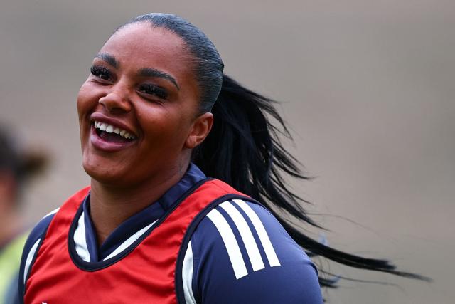 France's Ambre Mwayembe takes part in a training session, as part of the preparation for the match between France and New Zealand, in Marcoussis, south of Paris, on September 8, 2026. (Photo by Anne-Christine POUJOULAT / AFP)