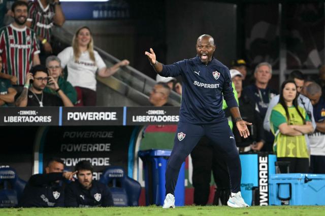 Fluminense's head coach Marcao reacts during the Copa Libertadores quarter-final first leg football match between Brazil's Fluminense and Argentina's Platense at the Maracana stadium in Rio de Janeiro, Brazil on September 8, 2026. (Photo by MAURO PIMENTEL / AFP)
