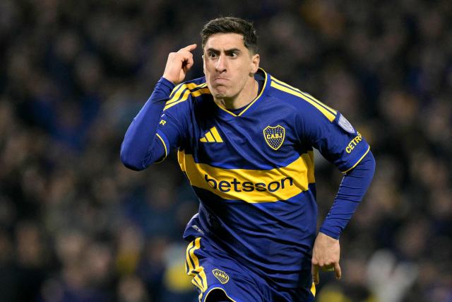 Boca Juniors' Uruguayan forward #16 Miguel Merentiel celebrates after scoring a goal during the Copa Sudamericana quarter-final first leg football match between Argentina's Boca Juniors and Brazil's Sao Paulo at La Bombonera stadium in Buenos Aires on September 8, 2026. (Photo by JUAN MABROMATA / AFP)