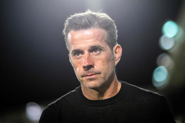 Benfica's Portuguese coach Marco Silva looks on ahead of the Portuguese League football match between Moreirense FC and SL Benfica at Comendador Joaquim de Almeida Freitas stadium in Moreira de Conegos on September 9, 2026. (Photo by Miguel RIOPA / AFP)