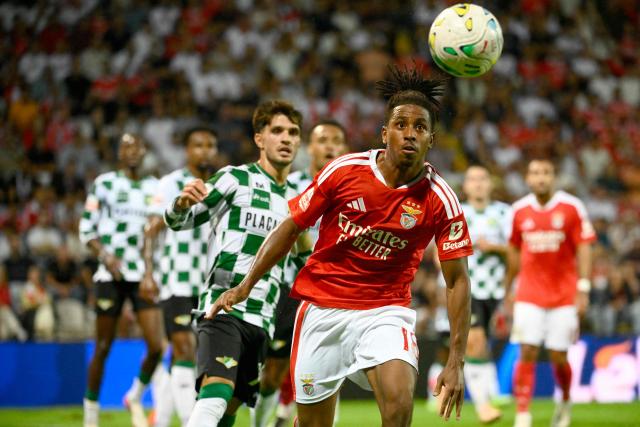 Benfica's Luxembourgers midfielder #18 Leandro Barreiro looks at the ball during the Portuguese League football match between Moreirense FC and SL Benfica at Comendador Joaquim de Almeida Freitas stadium in Moreira de Conegos on September 9, 2026. (Photo by Miguel RIOPA / AFP)