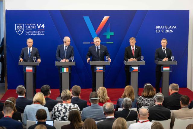 Prime Ministers (L-R) Donald Tusk from Poland, Micheál Martin from Ireland, Robert Fico from Slovakia, Andrej Babis from the Czech Republic and Peter Magyar from Hungary give a press conference after the V4 + Ireland Prime Ministers' meeting at Bratislava castle in Bratislava, Slovakia, on September 10, 2026. (Photo by TOMAS BENEDIKOVIC / AFP)