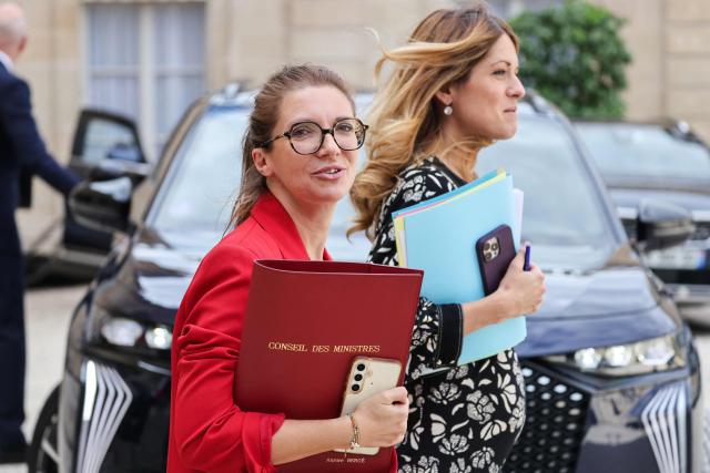 France's junior Minister in charge of equality Aurore Berge (L) and France's Government Spokesperson and junior Minister for Energy and Digital economy Maud Bregeon leave after the weekly cabinet meeting at the Elysee Palace in Paris on September 10, 2026. (Photo by Ludovic MARIN / AFP)