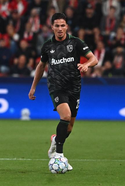 Lens' Croatian forward #29 Franjo Ivanovic plays the ball during the UEFA Champions League football match between Slavia Prague and Lens in Prague, on September 10, 2026. (Photo by Michal Cizek / AFP)