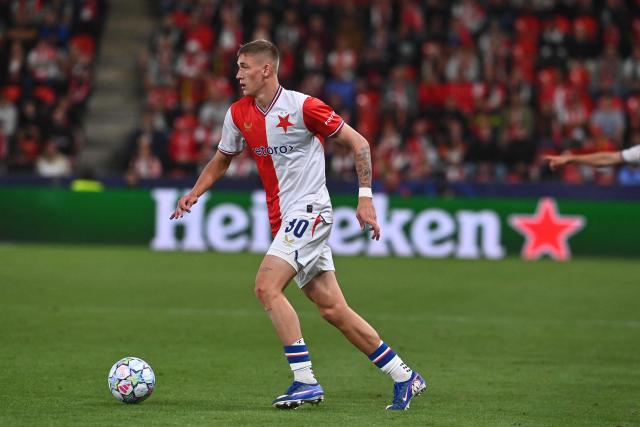 Slavia Prague's Polish midfielder #30 Wiktor Nowak plays the ball during the UEFA Champions League football match between Slavia Prague and Lens in Prague, on September 10, 2026. (Photo by Michal Cizek / AFP)