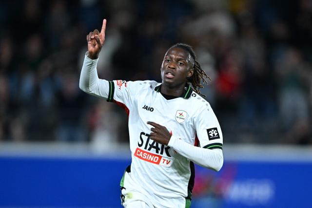 OHL's Davis Opoku celebrates after scoring during the Belgian Pro League football match between Oud-Heverlee Leuven (OHL) and Cercle Brugge in Leuven on September 12, 2026. (Photo by JASPER JACOBS / Belga / AFP) / Belgium OUT