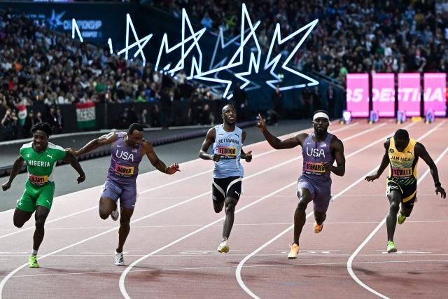 US' Kenneth Bednarek (2R) wins ahead of (L-R) Nigeria's Kayinsola Ajayi, US' Ronnie Baker, Botswana's Letsile Tebogo and Jamaica's Oblique Seville in the men's 100m final during the World Athletics Ultimate Championship at the Gyula Zsivotzky National Athletics Centre, in Budapest on September 12, 2026. (Photo by Jewel SAMAD / AFP)