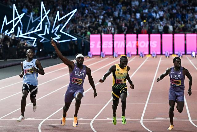 US' Kenneth Bednarek (2L) wins ahead of (L-R) Botswana's Letsile Tebogo, Jamaica's Oblique Seville and US' Christian Coleman in the men's 100m final during the World Athletics Ultimate Championship at the Gyula Zsivotzky National Athletics Centre, in Budapest on September 12, 2026. (Photo by Jewel SAMAD / AFP)