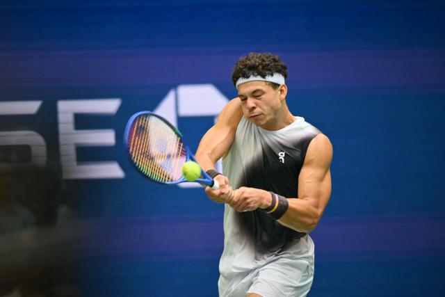 USA's Ben Shelton hits a return against Germany's Alexander Zverev during the men's singles final tennis match on day fifteen of the US Open tennis tournament at the USTA Billie Jean King National Tennis Center in New York on September 13, 2026. (Photo by ANGELA WEISS / AFP)