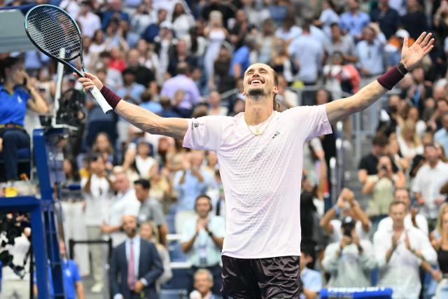 Germany's Alexander Zverev celebrates defeating USA's Ben Shelton in the men's singles final tennis match on day fifteen of the US Open tennis tournament at the USTA Billie Jean King National Tennis Center in New York on September 13, 2026. (Photo by ANGELA WEISS / AFP)