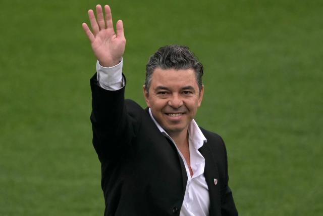 (FILES) River Plate's new coach, Marcelo Gallardo, waves to fans after his presentation for a second period to lead the football team at the Monumental stadium in Buenos Aires on August 5, 2024. Argentine coach Marcelo Gallardo, a multiple-time champion with River Plate, will lead the Ecuador national team in the 2030 World Cup qualifiers, the Ecuadorian Soccer Federation announced on September 13, 2026. (Photo by Juan MABROMATA / AFP)