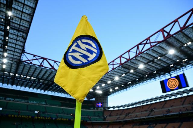 A corner flag is pictured inside the San Siro Stadium ahead of the Italian Serie A football match between Inter Milan and Udinese in Milan, Italy on September 14, 2026 (Photo by Piero CRUCIATTI / AFP)