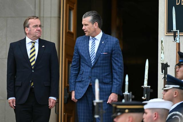 US Defense Secretary Pete Hegseth (R) stands alongside German Defense Minister Boris Pistorius (L) during an honor cordon welcome ceremony at the Pentagon in Washington, DC, on September 15, 2026 prior to talks. (Photo by Mandel NGAN / AFP)