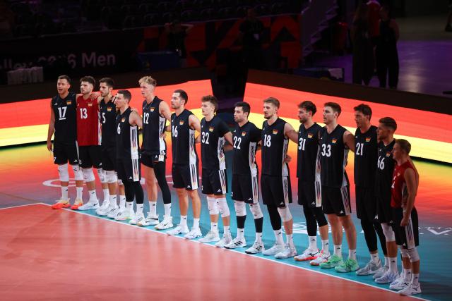 Germany's players line-up prior the EuroVolley 2026 volleyball Pool D match France vs Germany in Cluj Napoca, Romania, September 15, 2026. (Photo by Simion Sebastian Tataru / AFP)