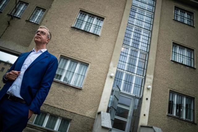 Berlin's senator for culture Stefan Evers visits the former prison of the East German communist-era secret police, known as the Stasi, at Hohenschoenhausen in Berlin on September 16, 2026. The complex, now a museum and memorial, included interrogation and detention facilities as well as underground cells where the regime's critics underwent relentless psychological torture. Evers is the Christian Democratic Union's (CDU) main candidate in upcoming regional elections in Berlin. (Photo by John MACDOUGALL / AFP)