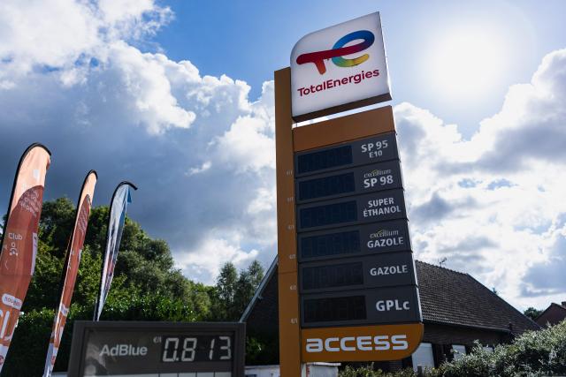 This photograph shows the daily fuel price display switched off at a TotalEnergies petrol station following vandalism in Pecquencourt, northern France, on September 16, 2026. Energy prices jumping by 16%, while fresh produce such as tomatoes, courgettes and lettuce soar by 20%: behind an overall annual inflation rate of 2.4% in France in August, lie some spectacular price increases that are hitting lower-income households hardest. (Photo by Sameer Al-DOUMY / AFP)