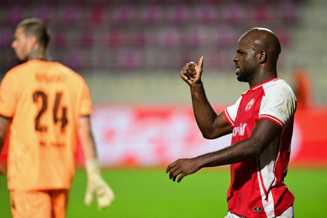 Hapoel Beer Sheva's Jamaican forward #20 Javon East reacts during the UEFA Europa League between Hapoel Beer Sheva and Dinamo Zagreb in Bucharest on September 16, 2026. (Photo by Mihai BARBU / AFP)