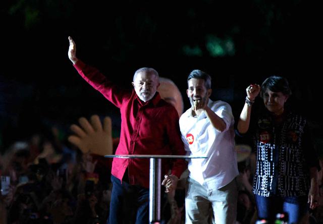 Brazil's President and presidential candidate Luiz Inacio Lula da Silva gestures towards supporters during a campaign rally in Ceilandia, Federal District, Brazil on September 16, 2026. Brazil will hold a presidential election on October 4, 2026. (Photo by Sergio Lima / AFP)