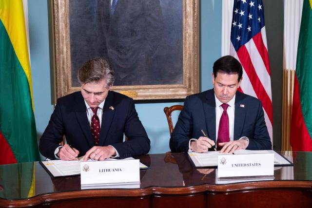 US Secretary of State Marco Rubio and Lithuanian Foreign Minister K?stutis Budrys (L) sign a Critical Minerals Framework Memorandum of Understanding during a signing ceremony at the State Department in Washington, DC, September 17, 2026. (Photo by SAUL LOEB / AFP)
