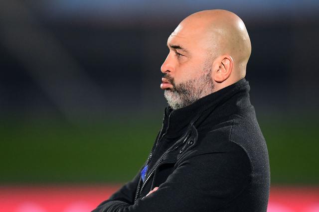 Montevideo City Torque's head coach Marcelo Mendez Russo gestures during the Copa Sudamericana quarter-final second leg football match between Uruguay's Montevideo City Torque and Peru's Cienciano at the Centenario stadium in Montevideo on September 17, 2026. (Photo by Dante FERNANDEZ / AFP)