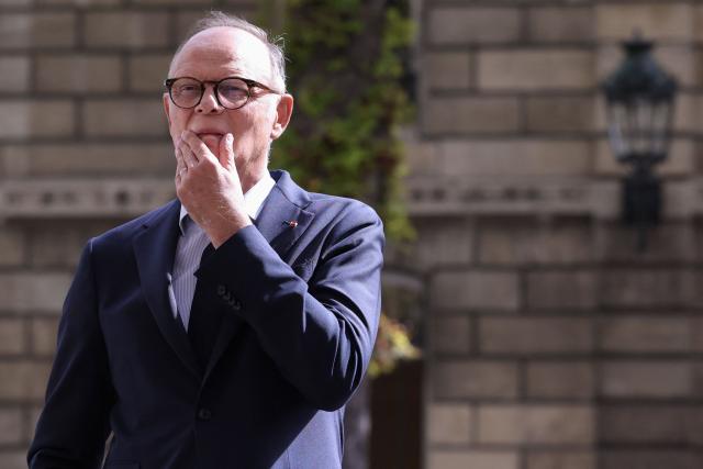 Right wing party Horizons' president Edouard Philippe leaves after a meeting with France's President at the presidential Elysee Palace in Paris on September 18, 2026, to discuss international conflicts and their domestic implications. (Photo by Kenzo TRIBOUILLARD / AFP)