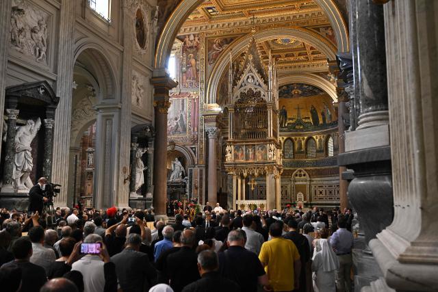 This photograph shows a general view as Pope Leo XIV (centre R) and Italian cardinal Baldassare Reina (centre L) attend a Diocesan assembly of Rome at the Basilica of Saint John Lateran, in central Rome, on September 18, 2026. (Photo by Andreas SOLARO / AFP)