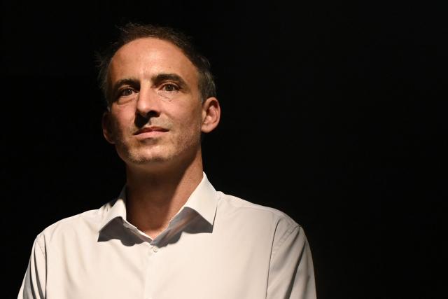 Candidate in the Socialist (PS) and centre-left Place Publique (PP) parties primary ahead of France's 2027 presidential election Raphael Glucksmann reacts during a press conference and public meeting in Montpellier, southern France, on September 18, 2026. (Photo by Sylvain THOMAS / AFP)
