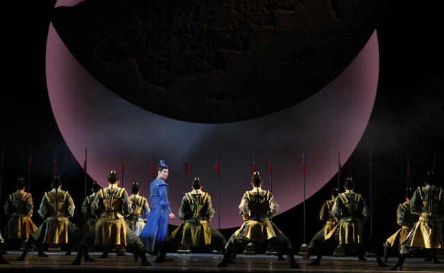Dancers from the China Ningbo Performance and Arts Group perform a scene from the award-winning Chinese dance drama “Mulan” during a dress rehearsal at the David H. Koch Theater at Lincoln Center in New York on September 18, 2026. The China Arts and Entertainment Group (CAEG) is presenting the New York debut of the award-winning dance drama. (Photo by TIMOTHY A. CLARY / AFP)