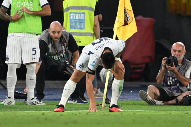 Inter Milan's Argentinian forward #10 Lautaro Martinez (C) celebrates after scoring his team's second goal during the Italian Serie A football match between AS Roma and Inter Milan at The Olympic Stadium in Rome on September 19, 2026. (Photo by Andreas SOLARO / AFP)