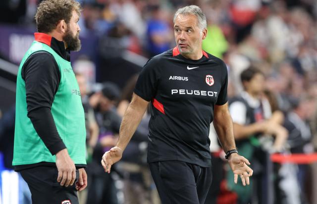 Toulouse's French head coach Ugo Mola reacts ahead of the French Top14 rugby union match between RC Vannes and Stade Toulousain at the Stade de la Rabine in Vannes, western France, on September 19, 2026. (Photo by Fred TANNEAU / AFP)
